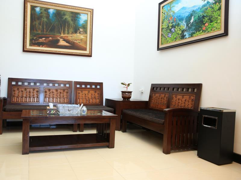 Puri Kusuma Pensión Selemadeg Exterior foto