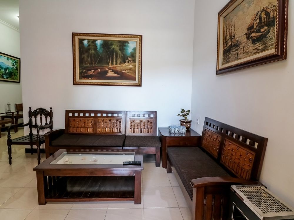Puri Kusuma Pensión Selemadeg Exterior foto